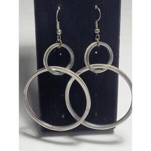 Silver Tone Double Interlocking Circle Hoop Dangle Drop Earrings Modern Jewelry